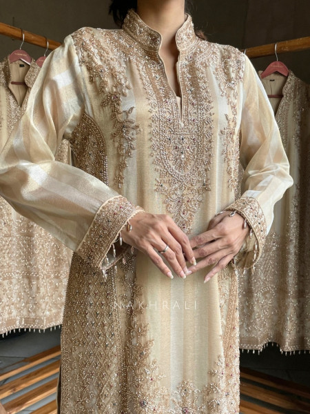 Sheen-e-Diyar Embroidered Golden Set