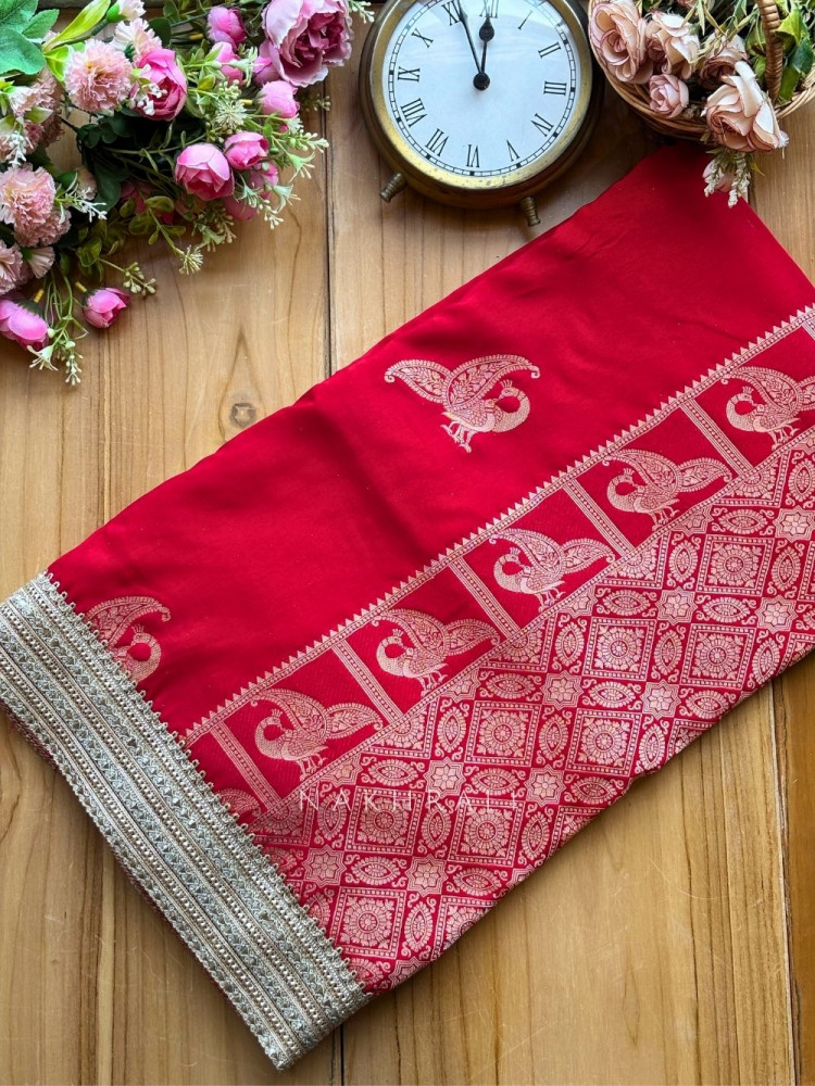 Image of Tavira Maroon Saree with Broad Border and Unstitched Blouse Piece