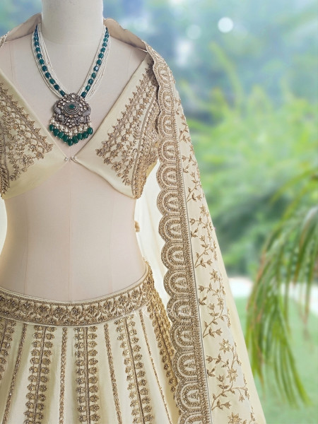 Fiona Geometric Scalloped Cream Bridal Lehenga