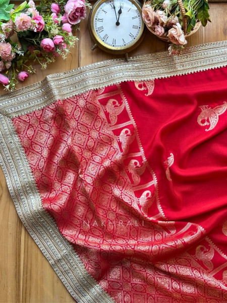Tavira Maroon Saree with Broad Border and Unstitched Blouse Piece