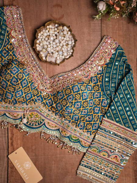 Guzel Ram Green Gajji Silk Saree with Mosaic Print