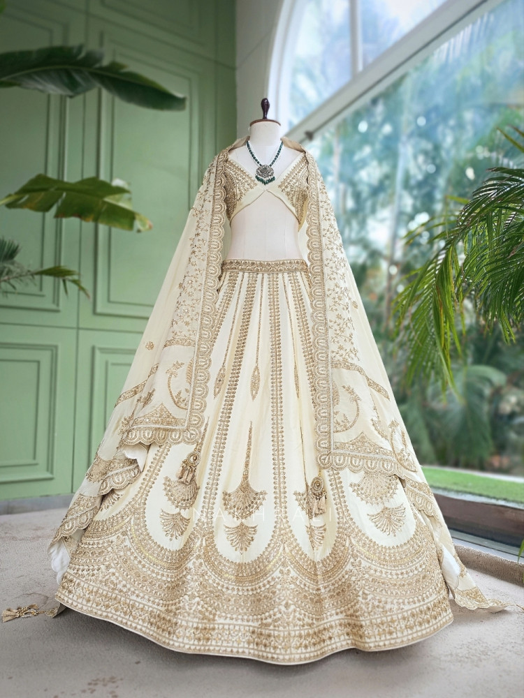 Image of Fiona Geometric Scalloped Cream Bridal Lehenga