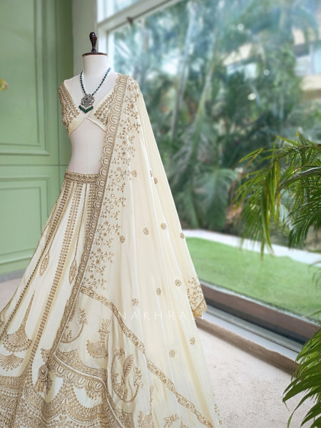 Fiona Geometric Scalloped Cream Bridal Lehenga