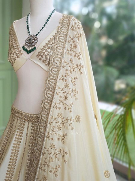 Fiona Geometric Scalloped Cream Bridal Lehenga