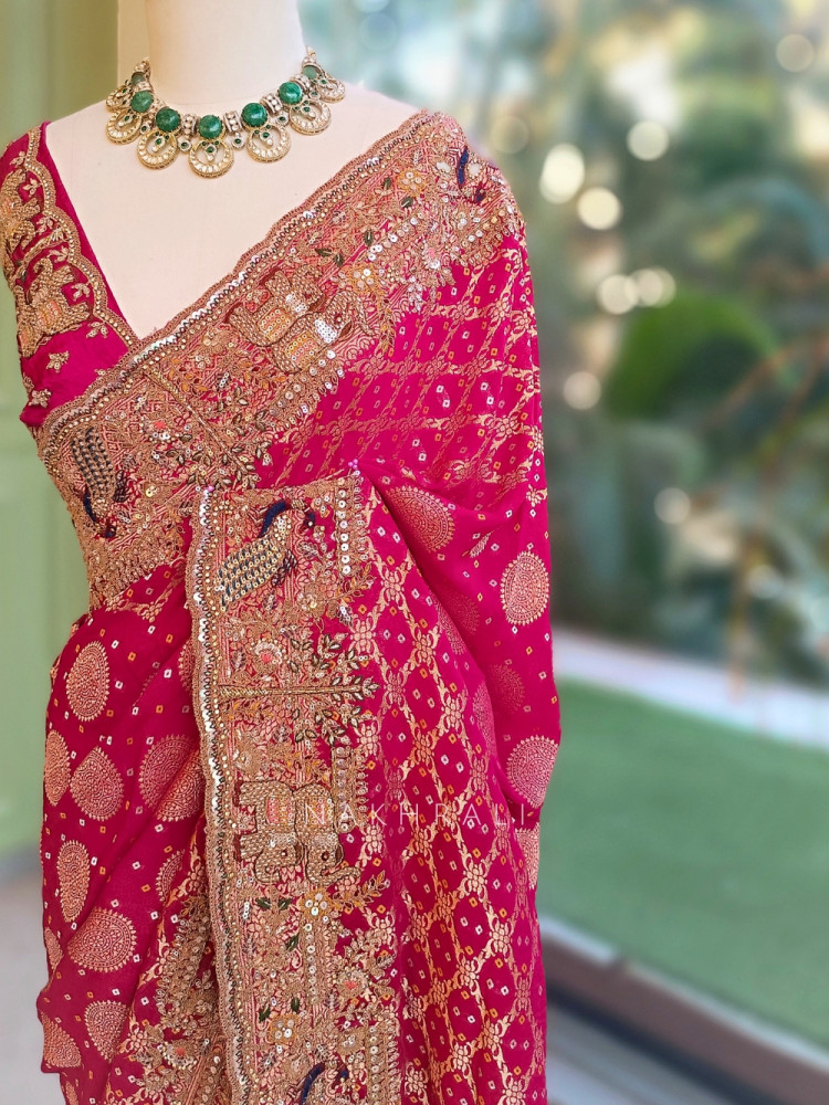 Image of Zari-Chaand Peacock Red Georgette Saree with Bandhani Motifs