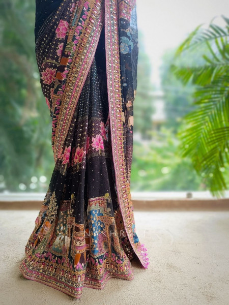 Enchanto Black Saree with Zari and Sequin Work