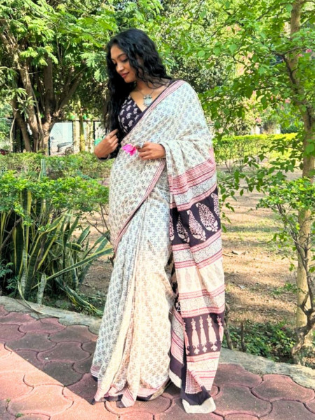 Suramya Bagh Printed Saree