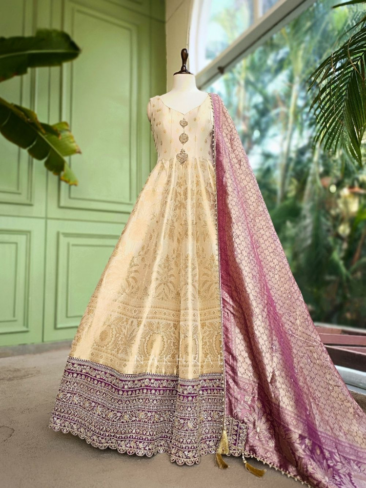 Image of Elegant Ombre Cream Banarasi Silk Anarkali Suit Set with Border &amp; Potli Bag