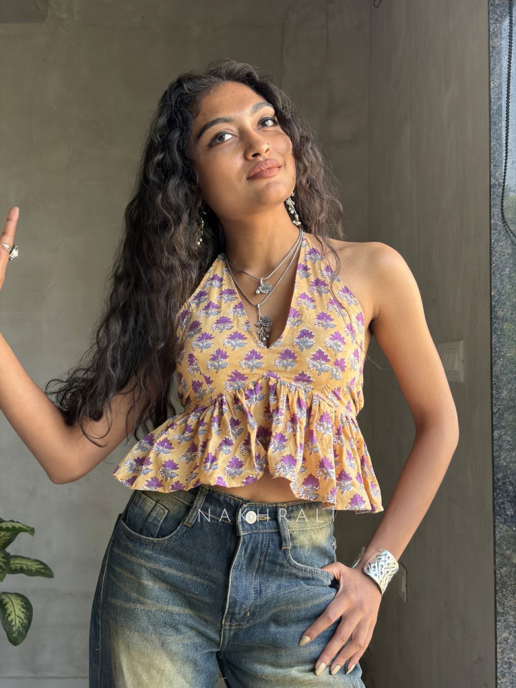 Image of Tierra Flare Yellow Printed Crop Top