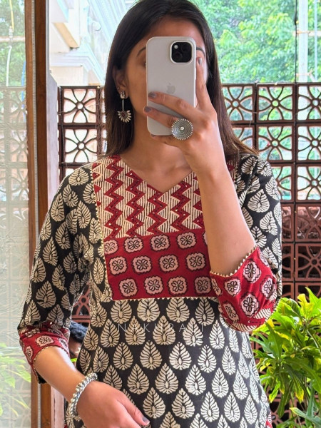 Ziya Black Cotton Straight Kurta with Handblock Yoke