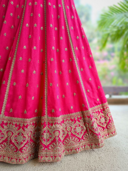 Toshika magenta Lehenga Set with Detailed Embroidery Work
