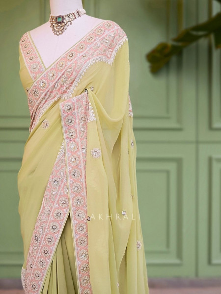 Apsara Scallop Embroidered Saree With Running Blouse