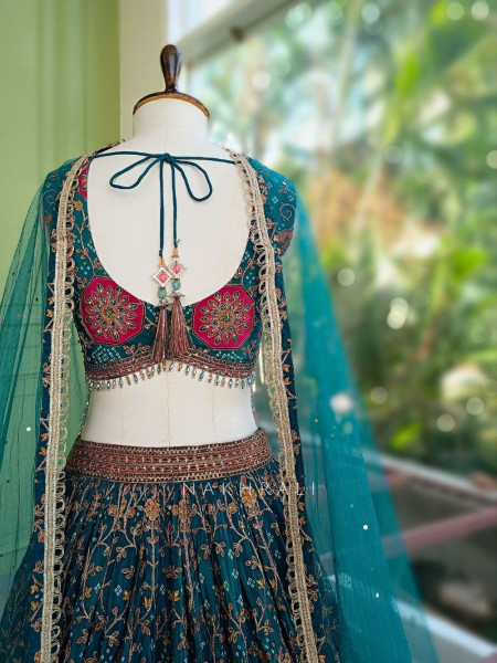 Gulaal-e-Firdaus Rama Green Lehenga Set Embroidery & Mirror Work