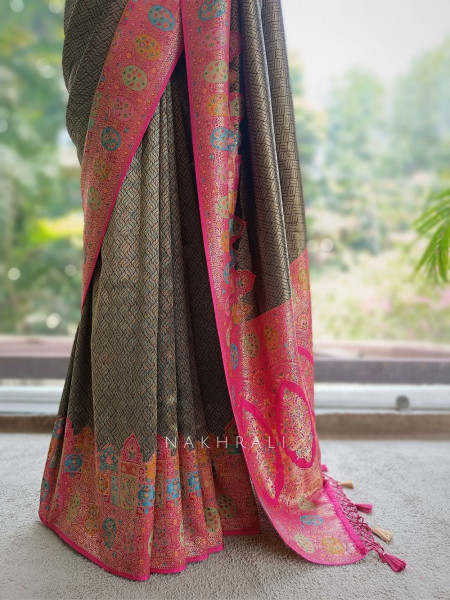 Kanira Golden Zari Brocade Saree with Magenta Paithani Border