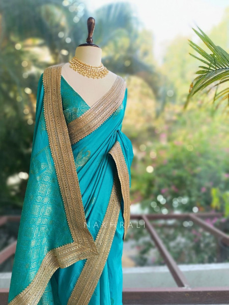 Tavira Rama Saree with Broad Border and Unstitched Blouse Piece