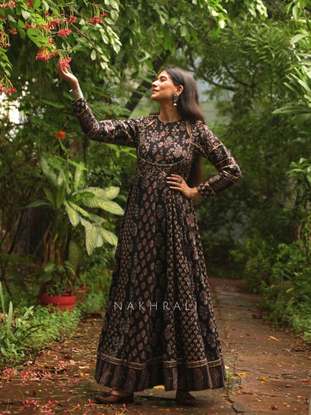 Dilkash Black Kalidar Long Dress
