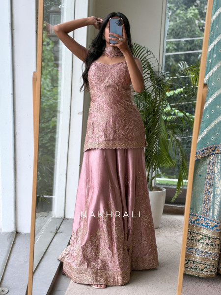 Noor-e-Aura Scalloped Droplet Fusion Pink Plazo Set