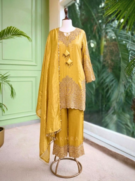 Riyana Yellow Suit Set with Cut Dana Embroidery