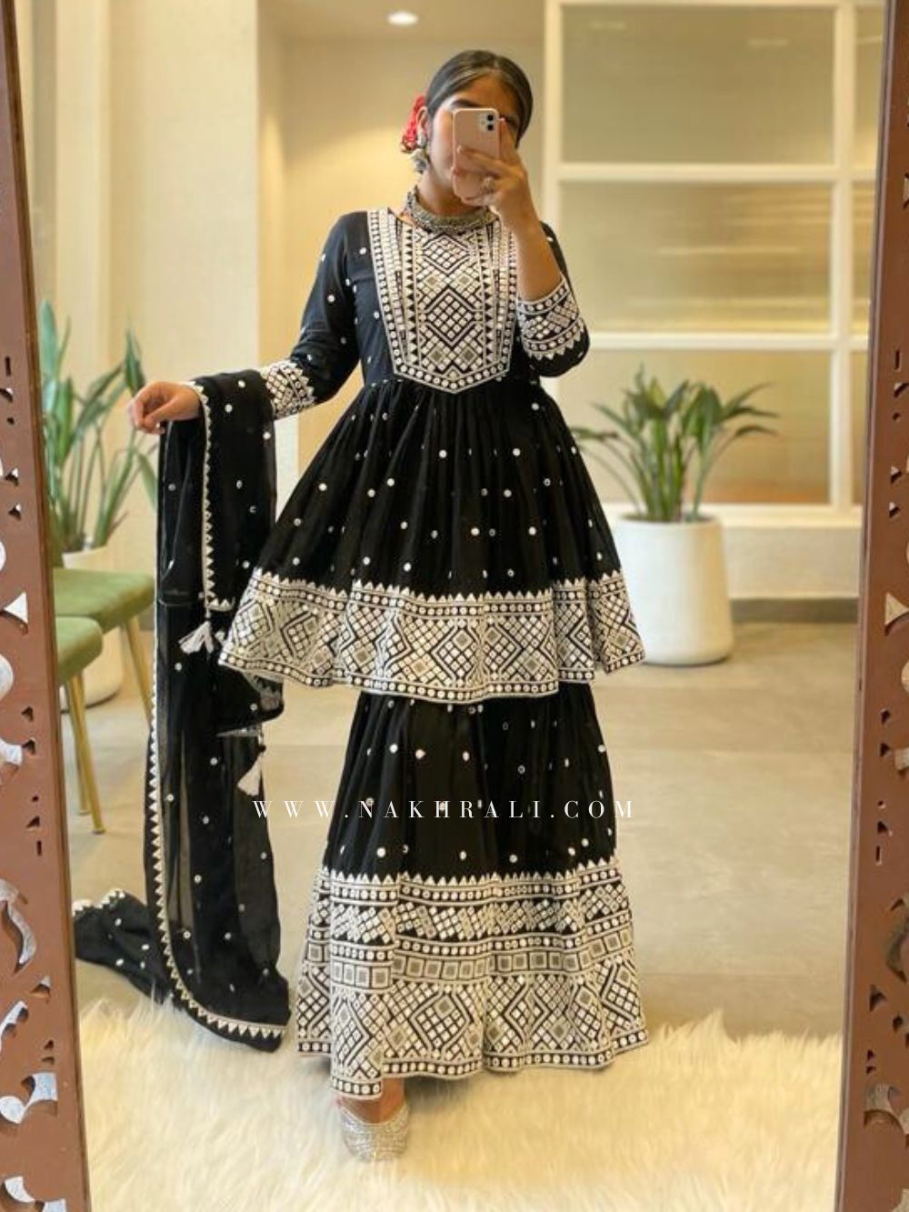 black sharara dress design Black Sharara Suit: Simple Kurti with sharara/gharara pants Banu Designs