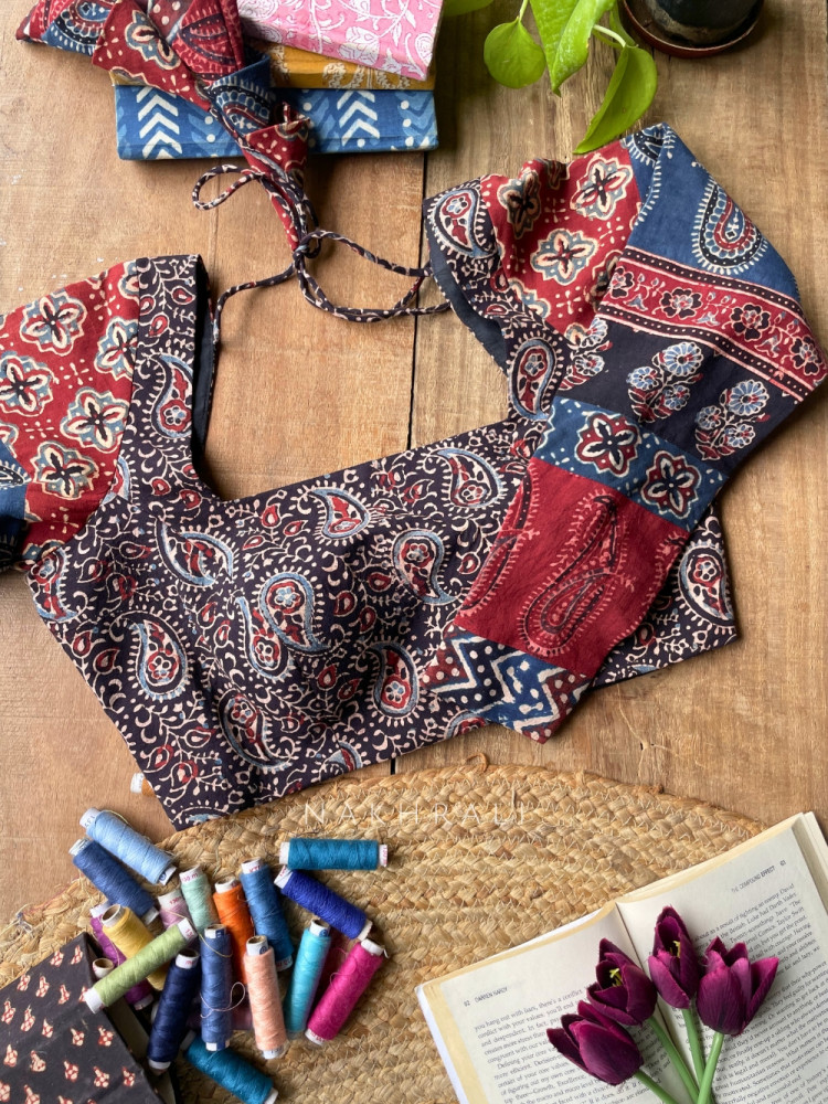 Image of Sutr-rang Black Blouse Mixed Print Detail