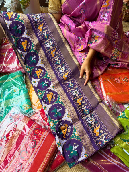 Kalyani Plum Purple  Patola Saree With With Running Blouse Piece
