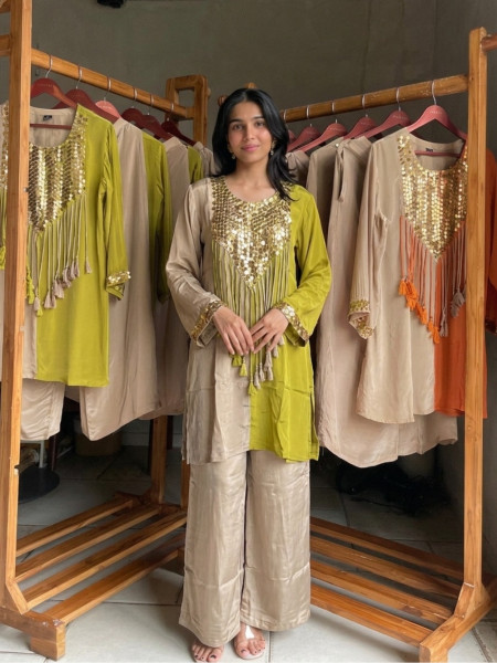 Festive Green Dual-Tone Kurta Pant Set