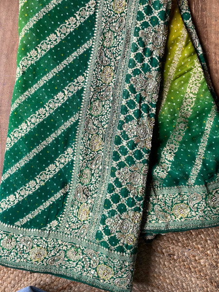 Sarika Green Bandhani Saree With Running Blouse Piece