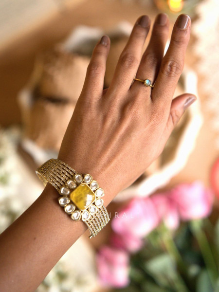 Aurelle Yellow Statement Kundan Bangle