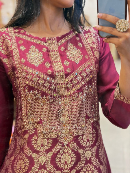 Shahi Wine Woven Jacquard Kurta Pant Set