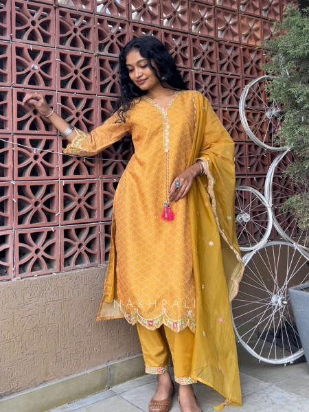 Kavira Mustard Suit Set with Scallop Lace Detail