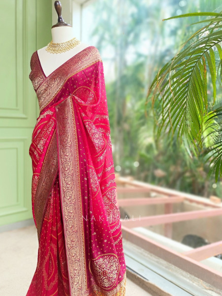 Bandhika Wine Saree With Bandhani-Inspired Woven Motifs