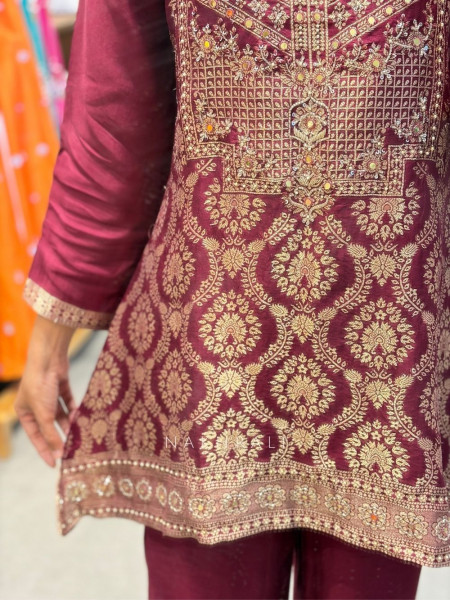 Shahi Wine Woven Jacquard Kurta Pant Set