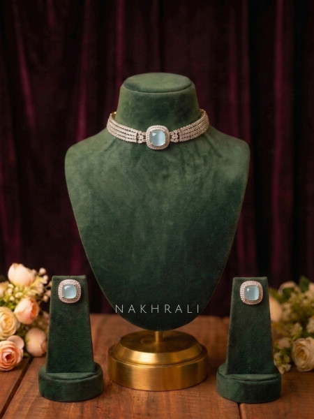 Lumielle Blue Necklace Set With Cushion Stone Choker Detailing