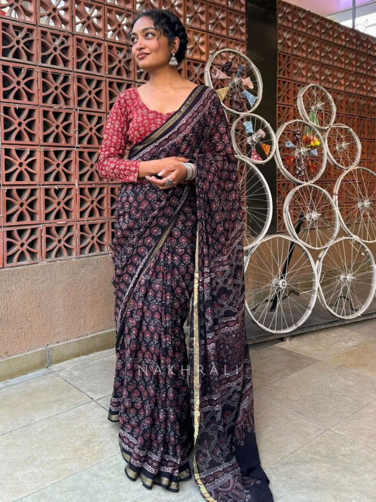 Image of Zeenat Black Kota Doriya Saree with Ajrakh-Inspired Floral Print