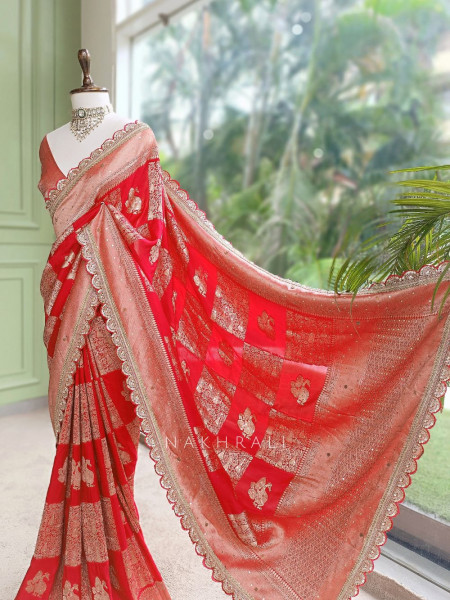 Kumud Red Georgette Silk Saree