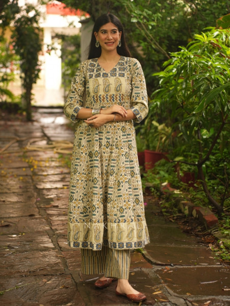 Amrit Cream Cotton Flared Kurta Pant Set