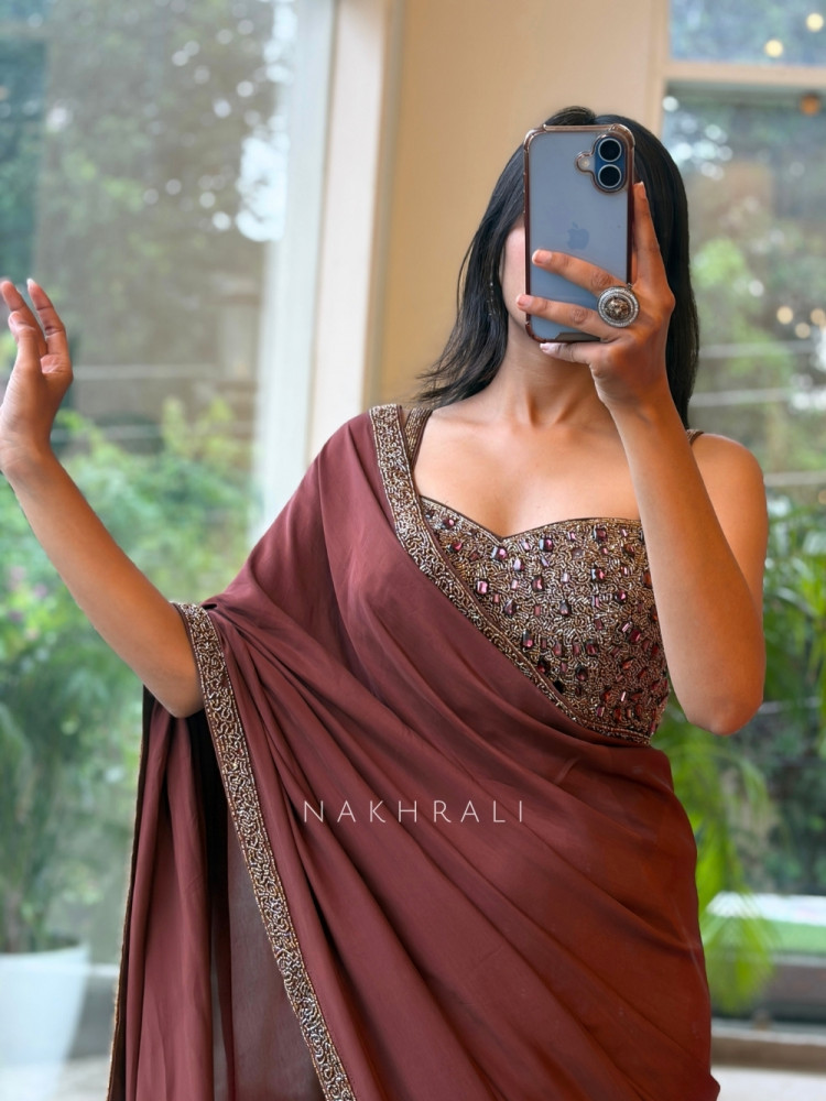 Image of Shamira Brown Saree with Readymade Blouse