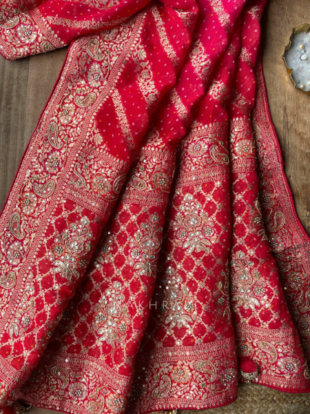 Sarika Red Bandhani Saree With Running Blouse Piece