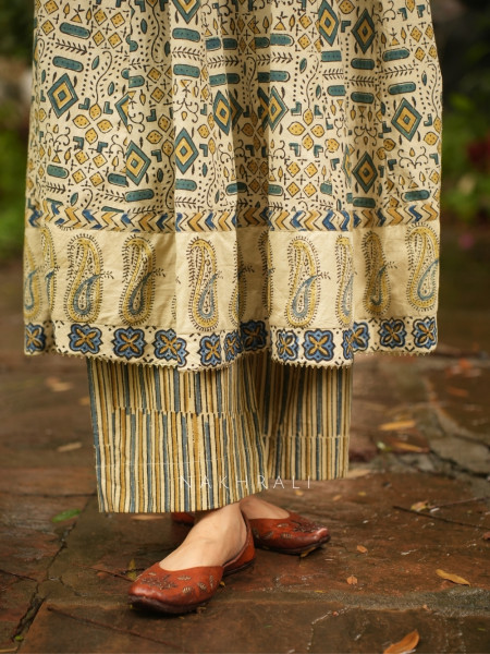Amrit Cream Cotton Flared Kurta