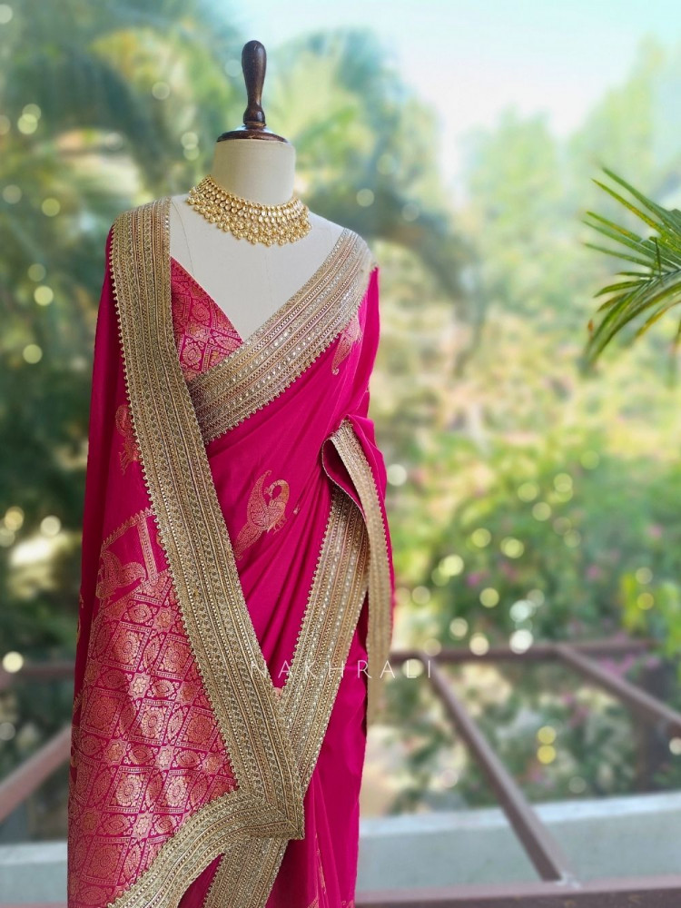 Image of Tavira Magenta Saree with Broad Border and Unstitched Blouse Piece