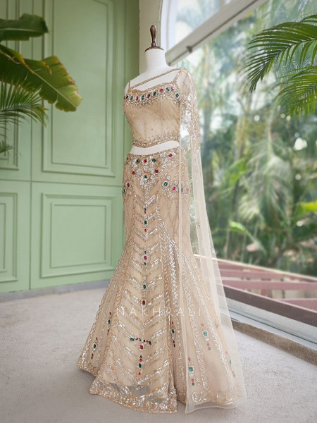 Sunehera Golden Net Mermaid Lehenga Set with Zardozi and Navratan Stone Work