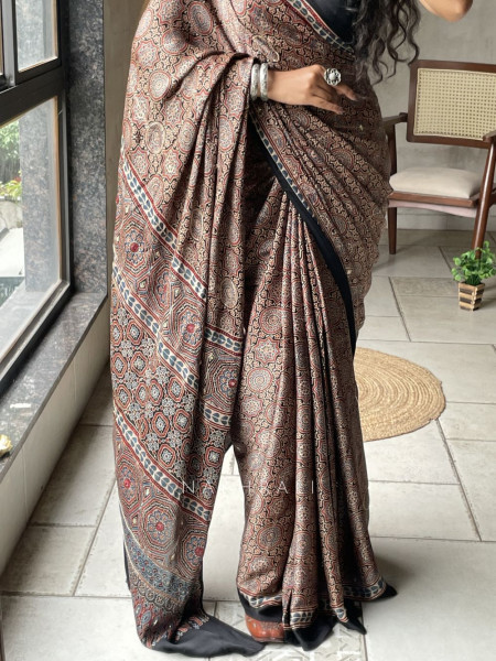 Surmayee Black Modal Saree Traditional Print with Running Blouse Piece