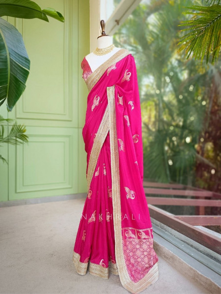 Tavira Magenta Saree with Broad Border and Unstitched Blouse Piece