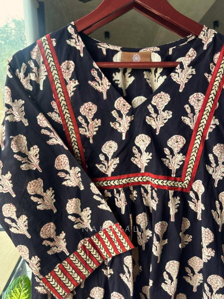 Daftar Days Black Cotton Block Printed Kurta