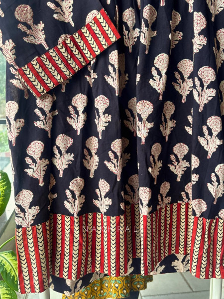 Daftar Days Black Cotton Block Printed Kurta