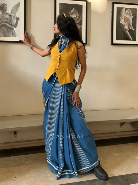 Adaa Blue Cotton Printed Saree with Koti