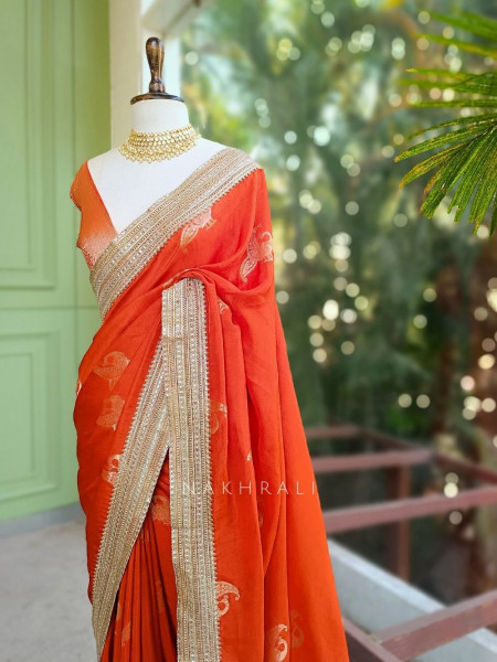 Tavira brick Saree with Broad Border and Unstitched Blouse Piece