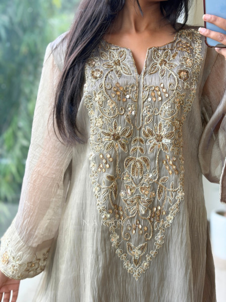 Shabnam Crinkle Light Grey Organza Tissue Kurta Pant Set