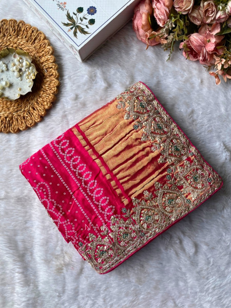 Noor-E-Rangati Magenta Bandhani Saree with Zari Border