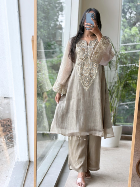Shabnam Crinkle Light Grey Organza Tissue Kurta Pant Set
